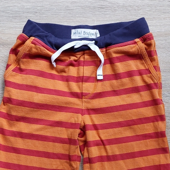 2012 euc/vguc Mini Boden striped shorts - Picture 4 of 13